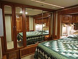 2004 Newmar Mountain Aire Photo #22