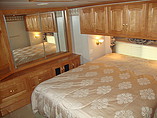 2002 Newmar Mountain Aire Photo #15