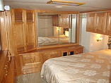 2002 Newmar Mountain Aire Photo #16