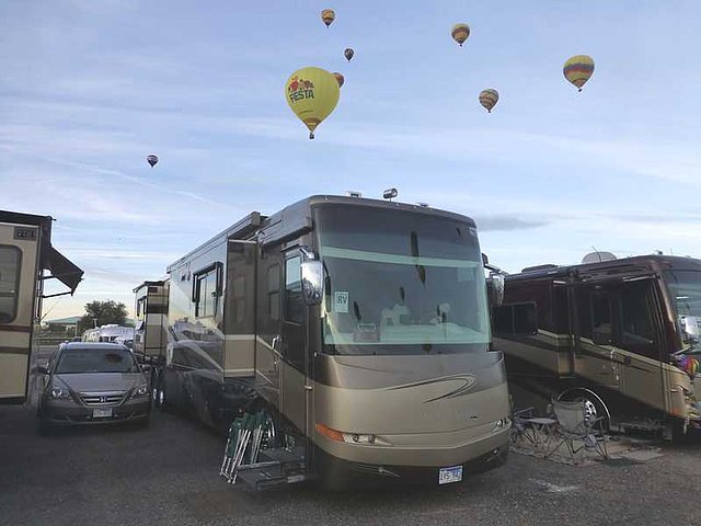 2007 Newmar Mountain Aire Photo
