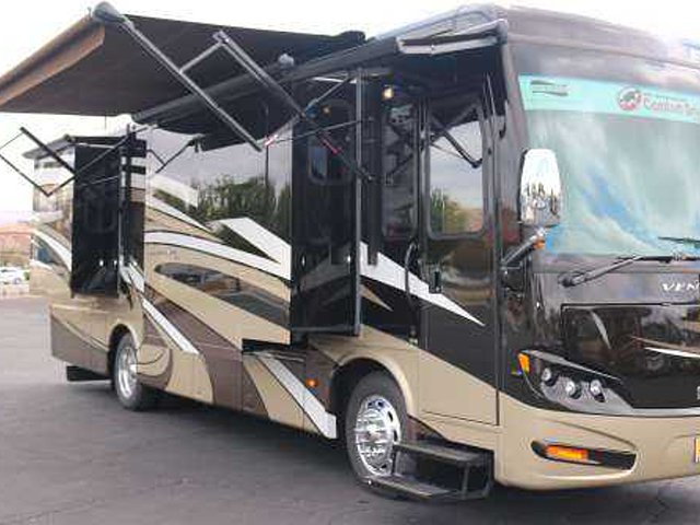 2015 Newmar Ventana Photo