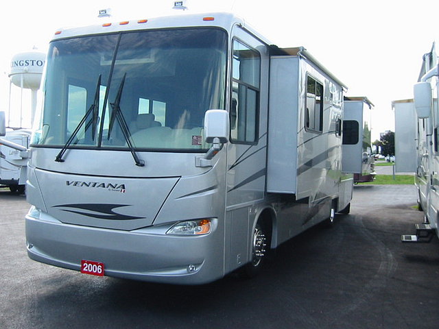 2006 Newmar Ventana Photo