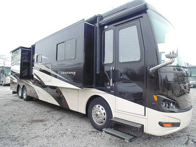 2012 Newmar Ventana Photo