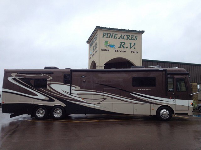 2014 Newmar Ventana Photo