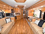 2015 Newmar Ventana LE Photo #12