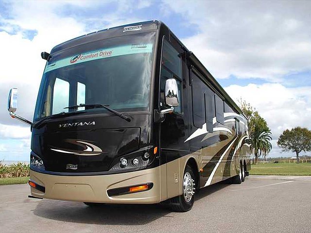 2015 Newmar Ventana Photo
