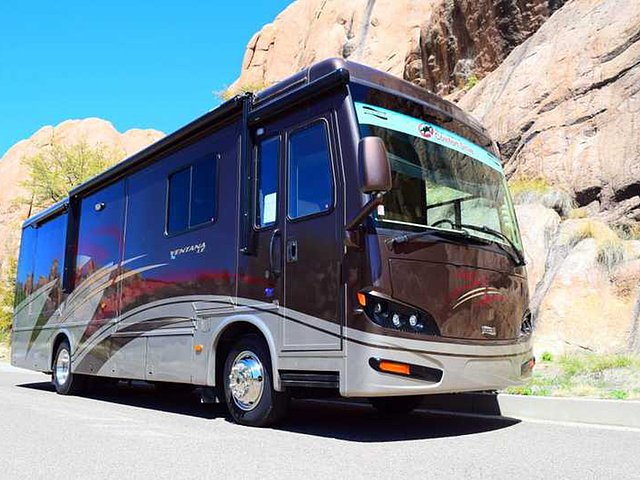 2014 Newmar Ventana LE Photo