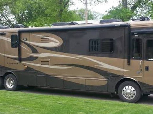 2010 Newmar Ventana Photo