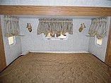 2004 NuWa Hitchhiker Photo #22