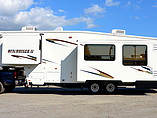 2001 NuWa Hitchhiker II Photo #3