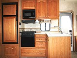 2006 NuWa Hitchhiker II Photo #18