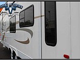 2007 NuWa Hitchhiker II Photo #11