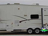 2005 NuWa Hitchhiker II LS Photo #4