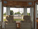2001 NuWa Hitchhiker Premier Photo #10