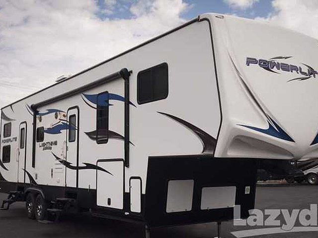 2014 Pacific Coachworks Powerlite Photo