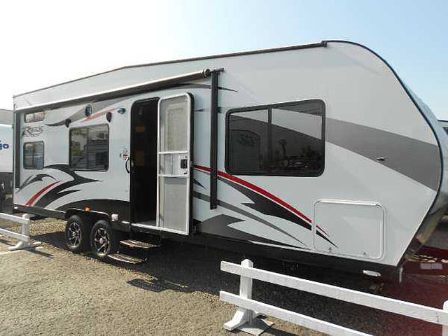 2016 Pacific Coachworks Rage'N Photo