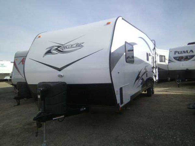 2015 Pacific Coachworks Rage'N Photo