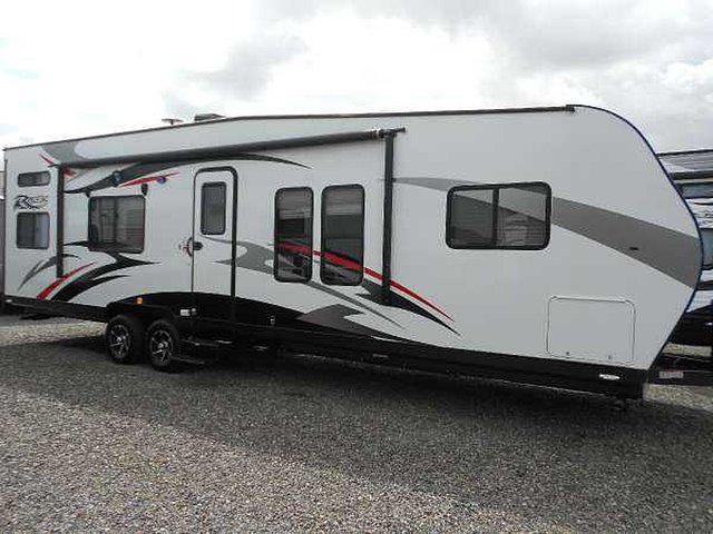 2016 Pacific Coachworks Rage'N Photo