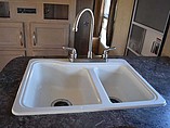 2015 Pacific Coachworks Pacific Coachworks Photo #10