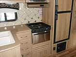2016 Pacific Coachworks Pacific Coachworks Photo #10