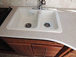 2009 Pacific Coachworks Tango Photo #16
