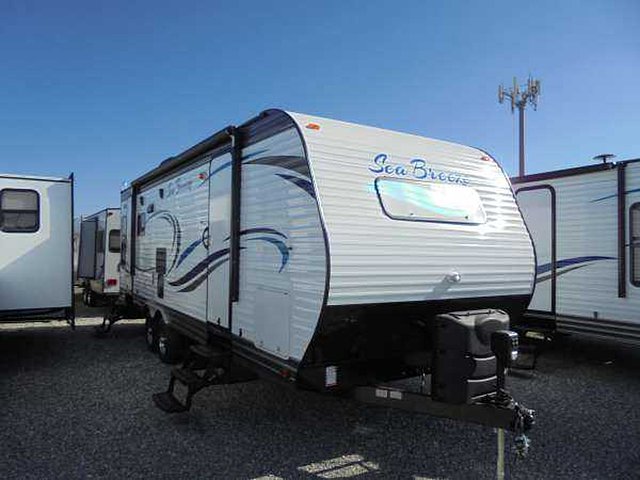 2015 Pacific Coachworks Sea Breeze Photo