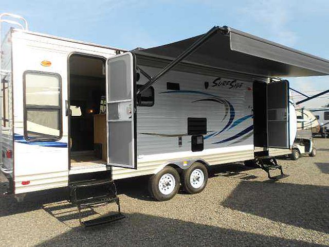 2016 Pacific Coachworks Pacific Coachworks Photo