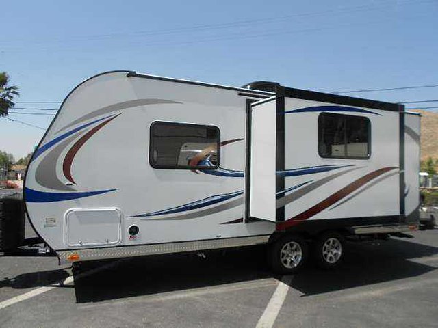 16 Pacific Coachworks Tango