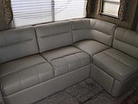 2015 Pacific Pacific Coachworks Photo #6
