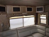 2015 Pacific Pacific Coachworks Photo #7