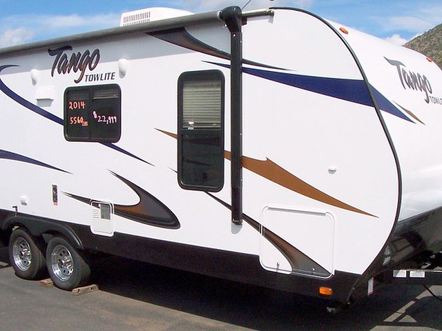 2014 Pacific Coachworks Tango Photo