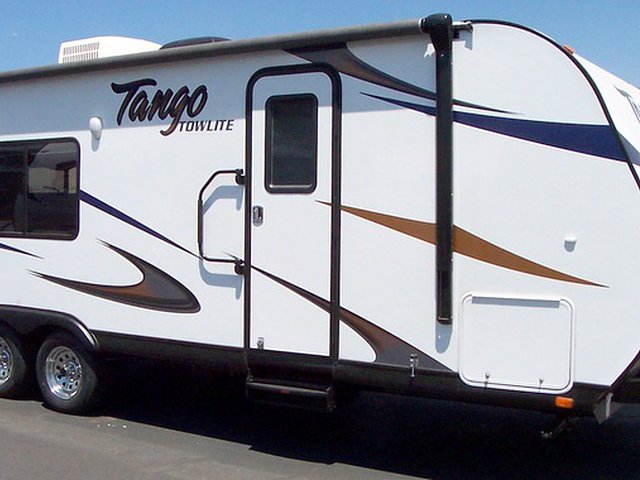 2014 Pacific Coachworks Tango Towlite Photo