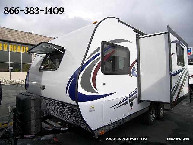 2016 Pacific Coachworks Tango Photo