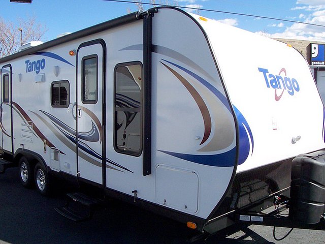 2014 Pacific Coachworks Tango Photo