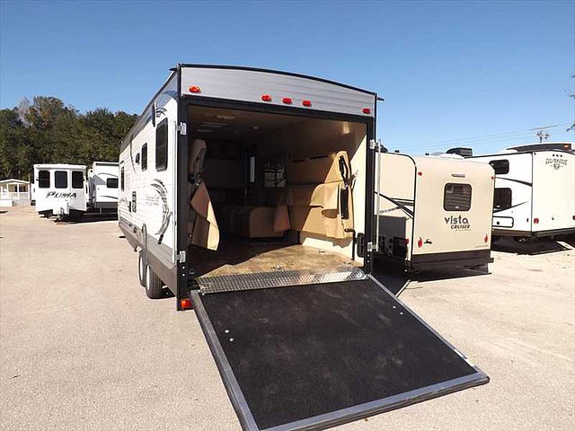 2015 Palomino Canyon Cat Photo