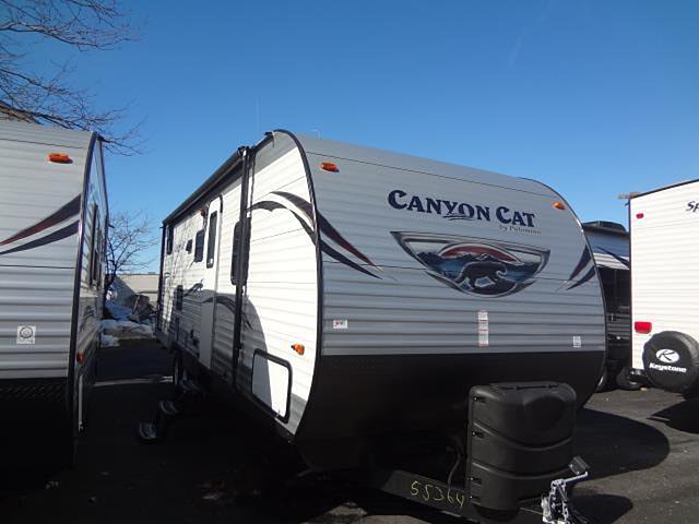 2015 Palomino Canyon Cat Photo