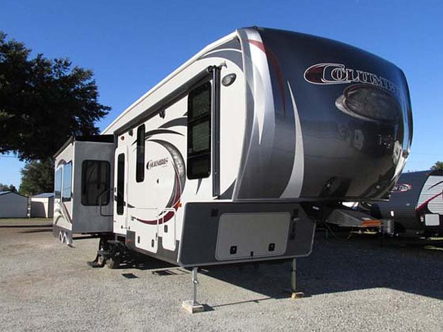 2013 Palomino Columbus Photo