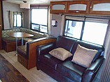 2015 Forest River Salem Villa Photo #4