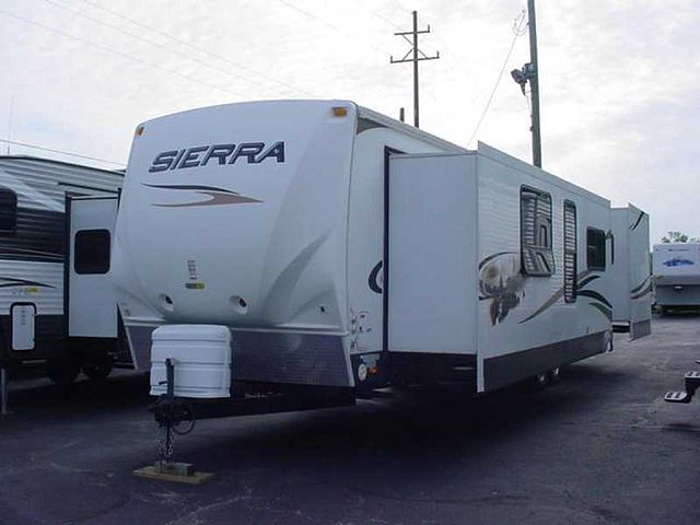 2011 Forest River Sierra Photo