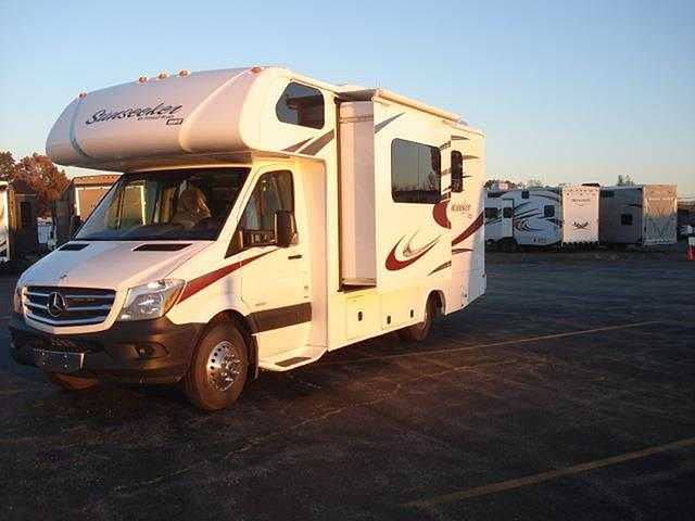 2015 Forest River Sunseeker Photo