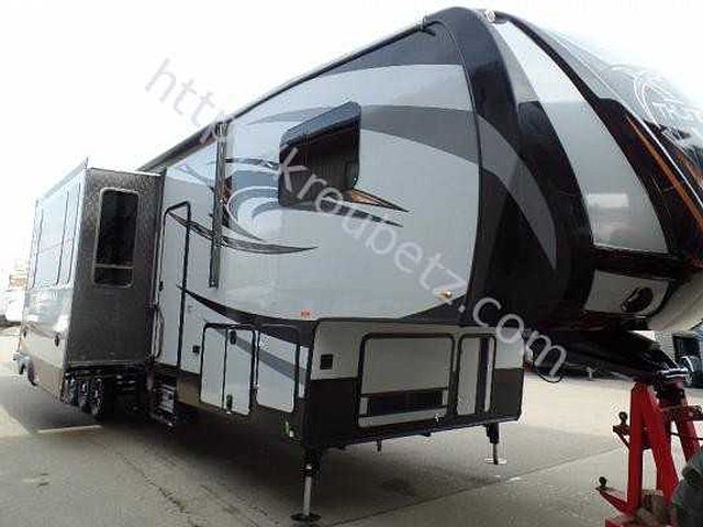 2015 Forest River Thunderbolt Photo