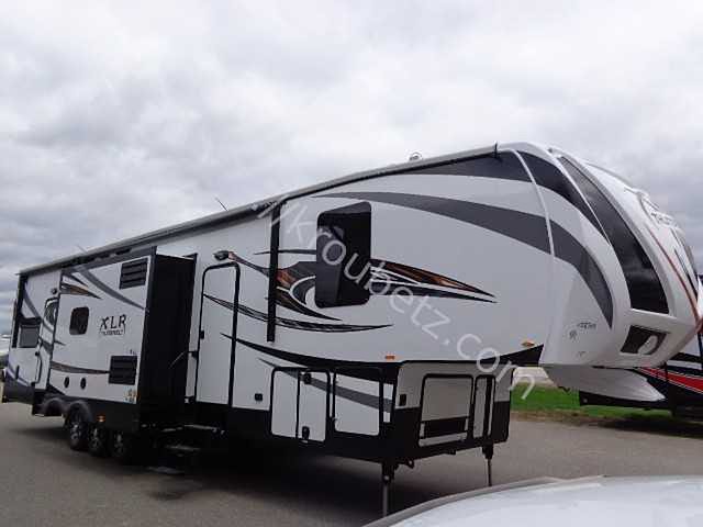 2015 Forest River Thunderbolt Photo