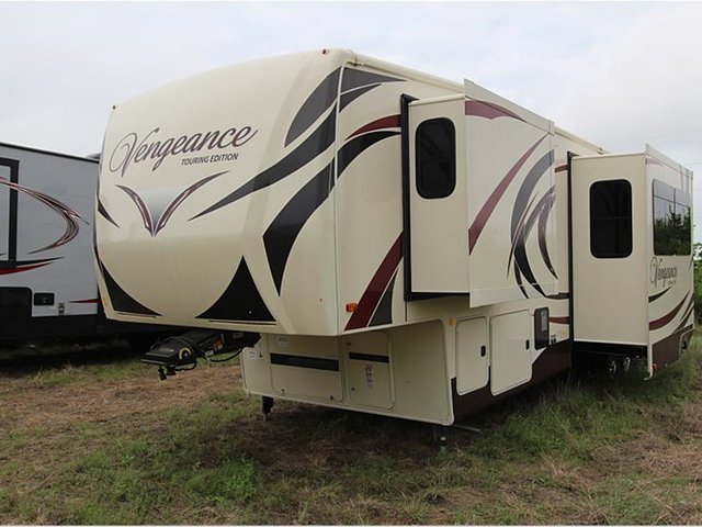 2015 Forest River Vengeance Touring Edition Photo