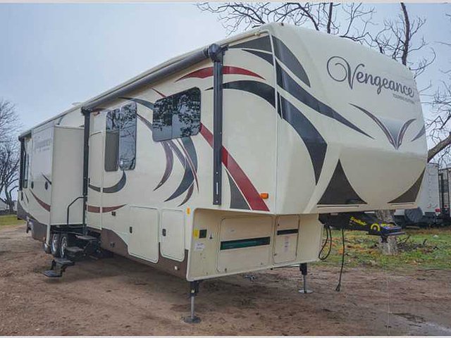 2015 Forest River Vengeance Touring Edition Photo
