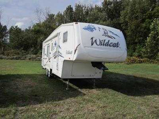 2006 Forest River Wildcat Photo