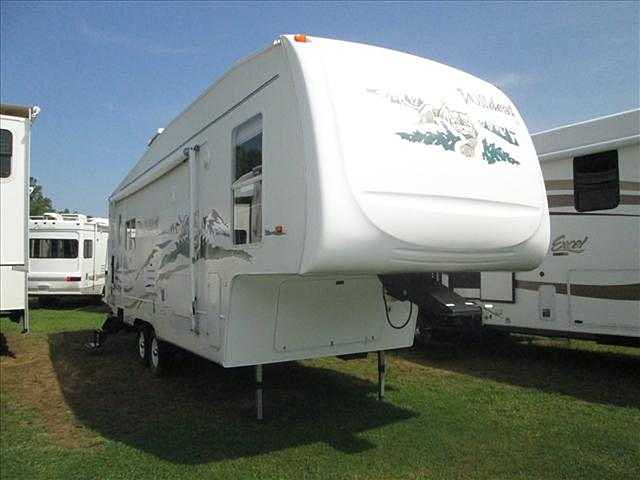 2005 Forest River Wildcat Photo