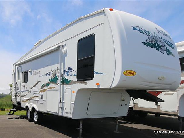 2006 Forest River Wildcat Photo