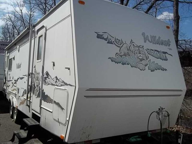 2005 Forest River Wildcat Photo