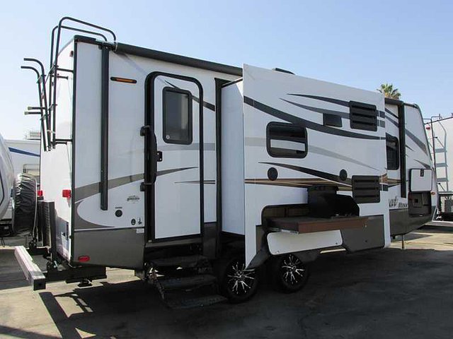 2015 Forest River Wildcat Maxx Photo