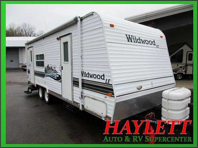 2004 Forest River Wildwood Photo